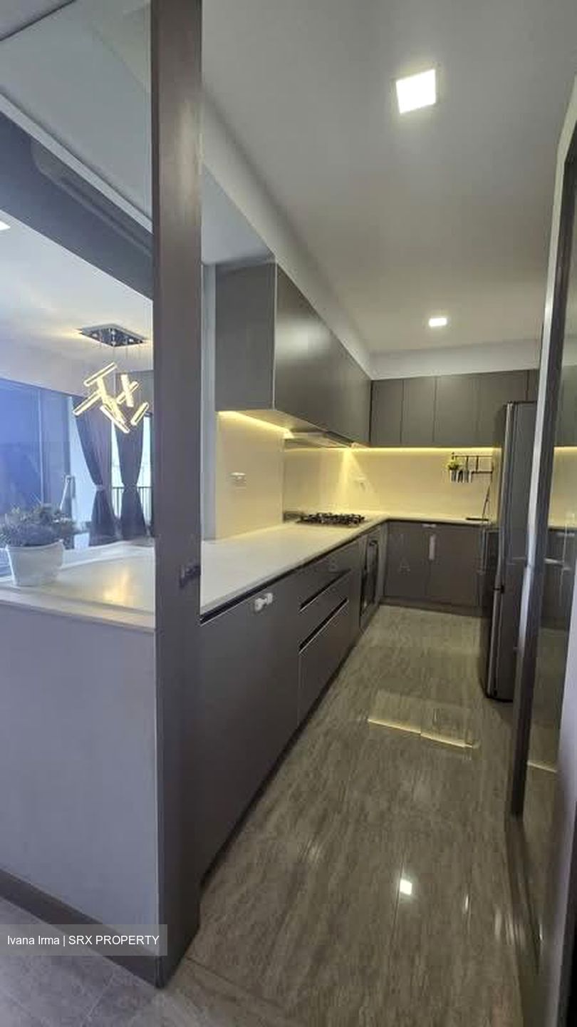 Waterwoods (D19), Condominium #567684541